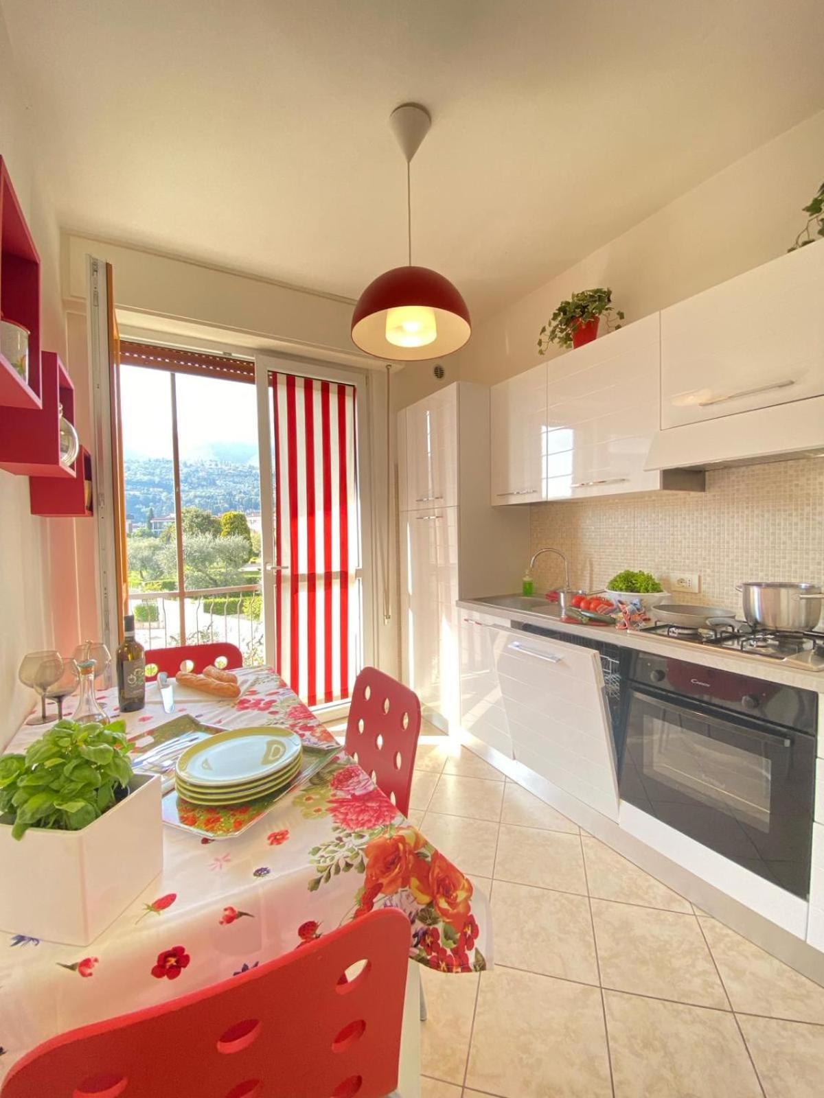 Casa Matilde Apartment Тосколано Мадерно Екстериор снимка